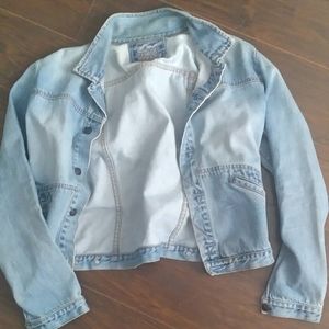 Girbaud MFG crop button down jean jacket sz Large